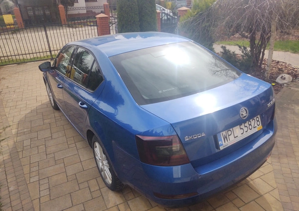 Skoda Octavia cena 31900 przebieg: 324000, rok produkcji 2015 z Gdańsk małe 781